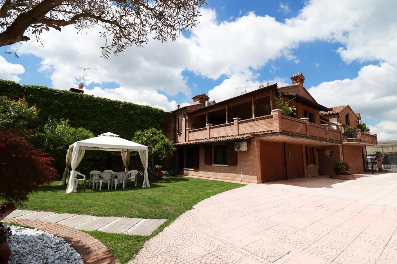 Villa Oasi 费拉拉 外观 照片